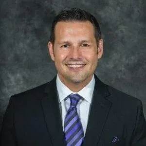 Troy-Fabish-circle-ed80c58669a6f36a9f708db5c7bd2a40-5c9158553d206